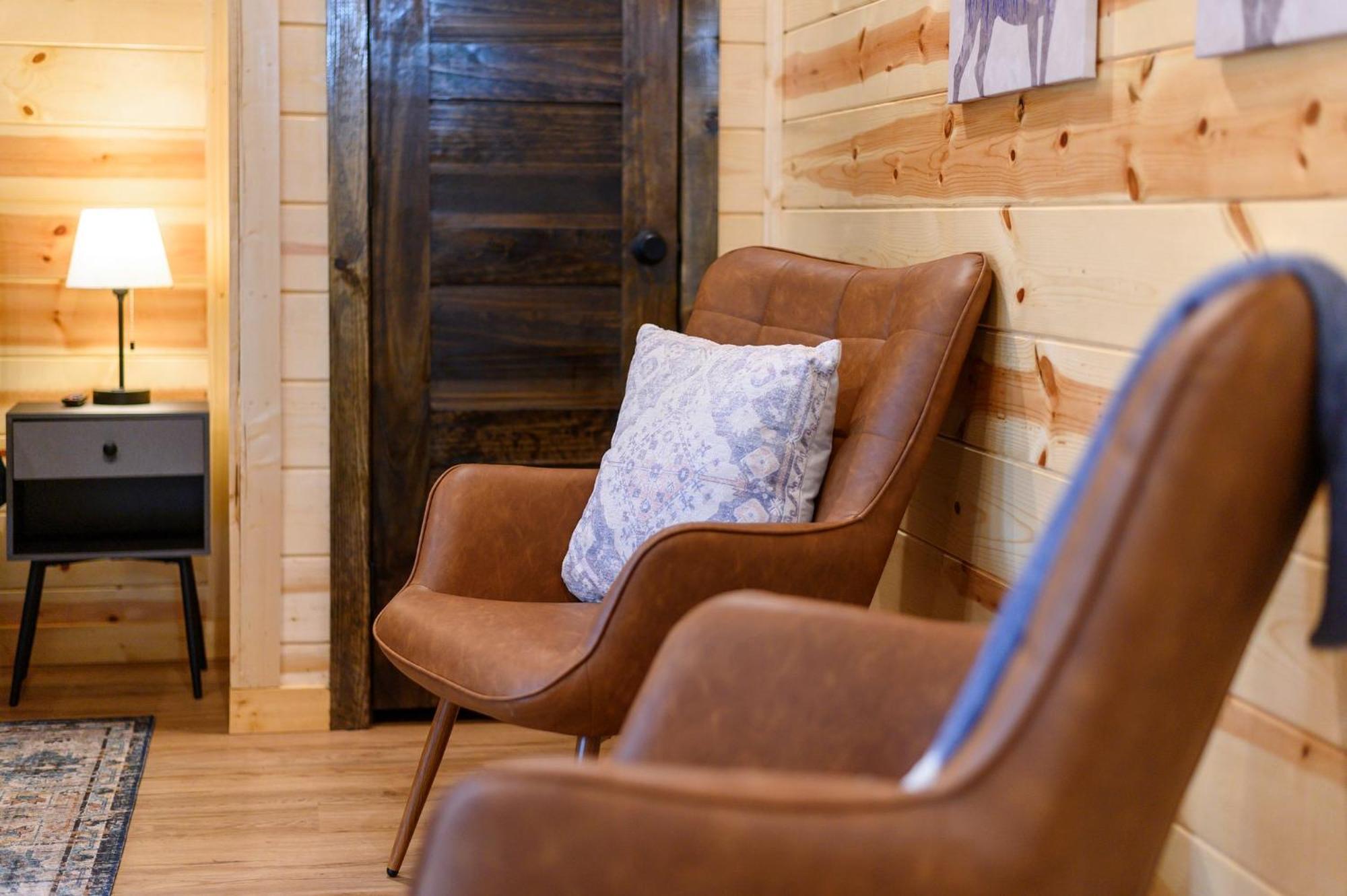 High On The Pines Villa Broken Bow Bagian luar foto