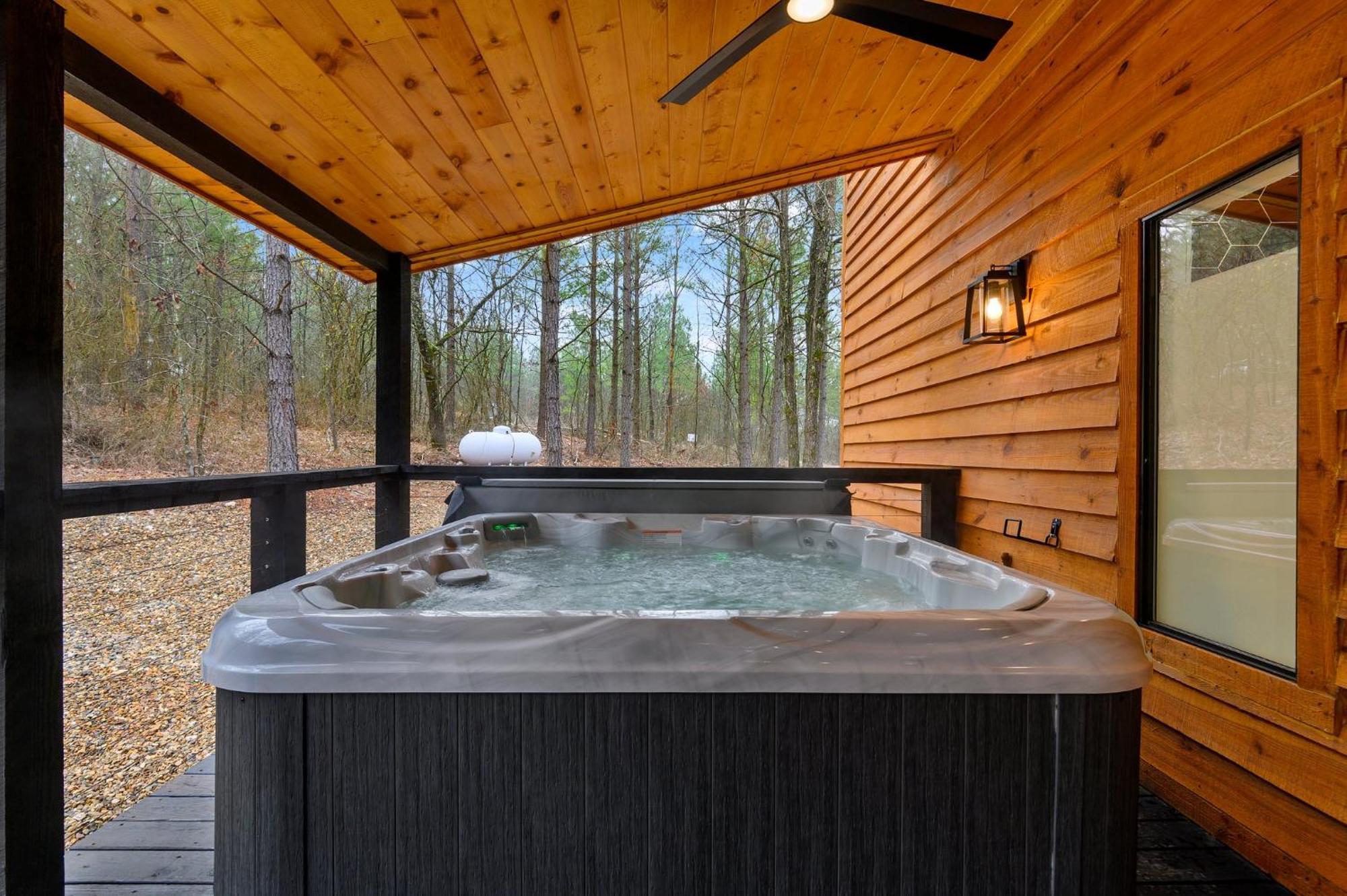 High On The Pines Villa Broken Bow Bagian luar foto