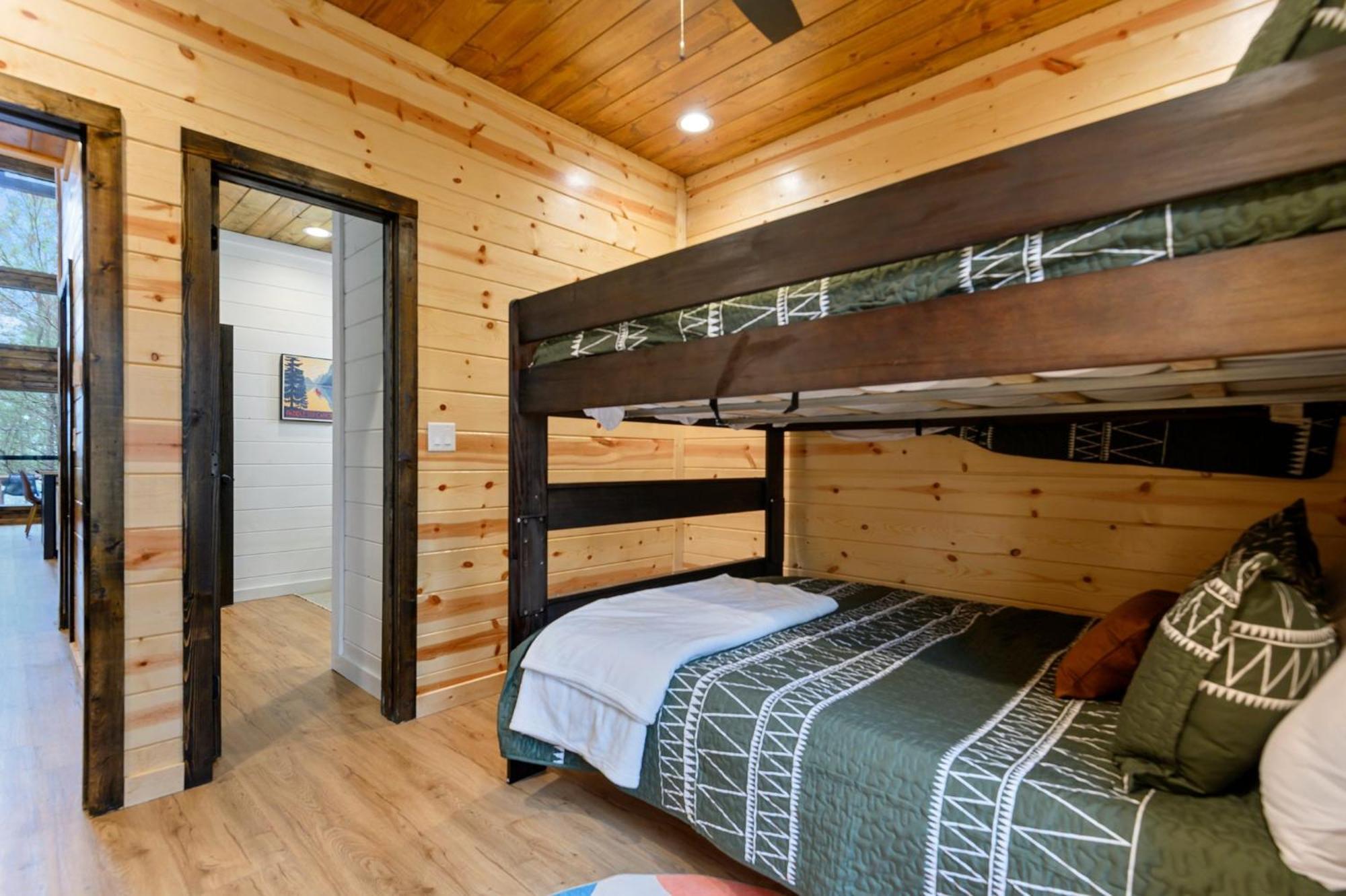 High On The Pines Villa Broken Bow Bagian luar foto