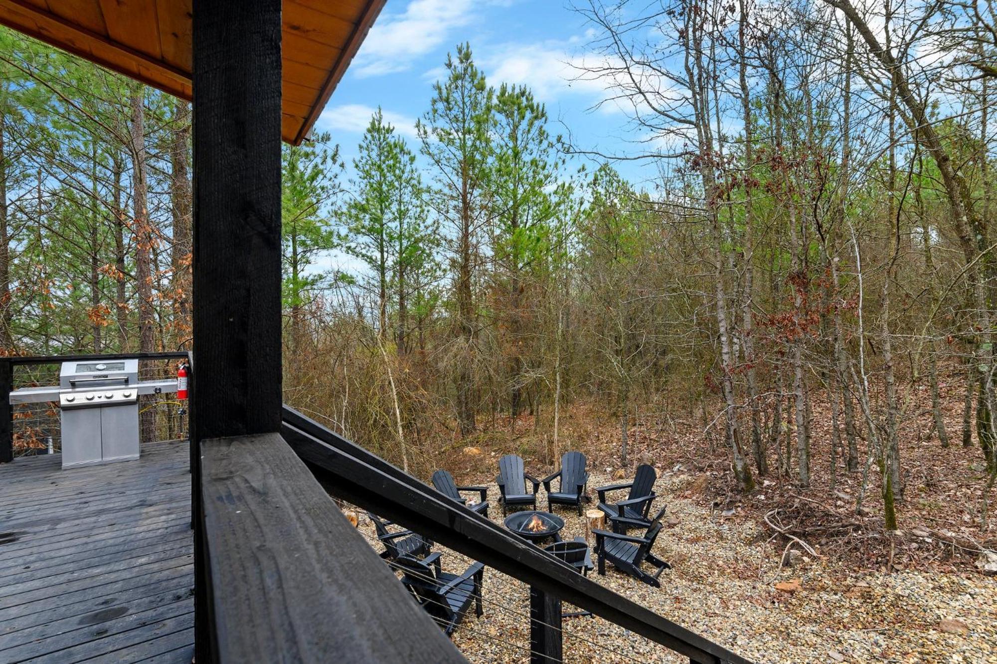 High On The Pines Villa Broken Bow Bagian luar foto